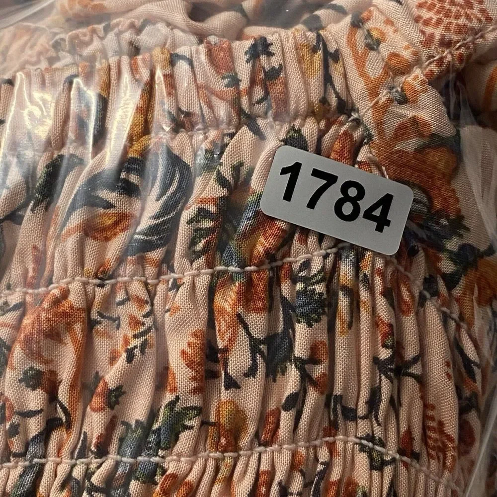 Old Navy Smocked‎ Top Womens Size 4X Short puff sleeve floral print cottagecore